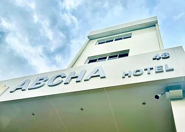 Abc Ha Hotel, 3*